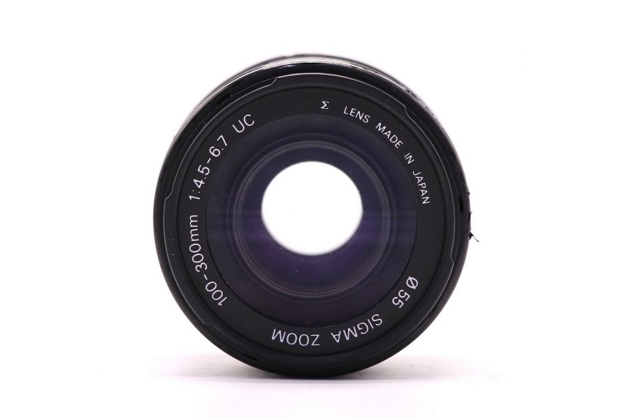 Sigma AF 100-300 mm f/ 4.5-6.7 UC (Japan)