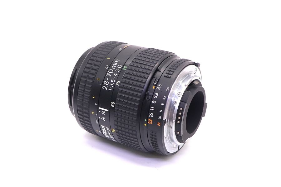 Nikon 28-70mm f/3.5-4.5D AF Nikkor в упаковке