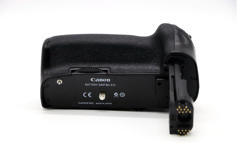 Батарейная ручка Canon BG-E11 оригинал
