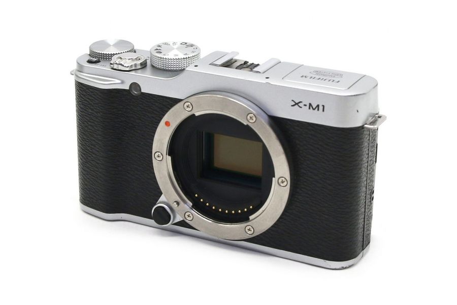 Fujifilm X-M1 body в упаковке