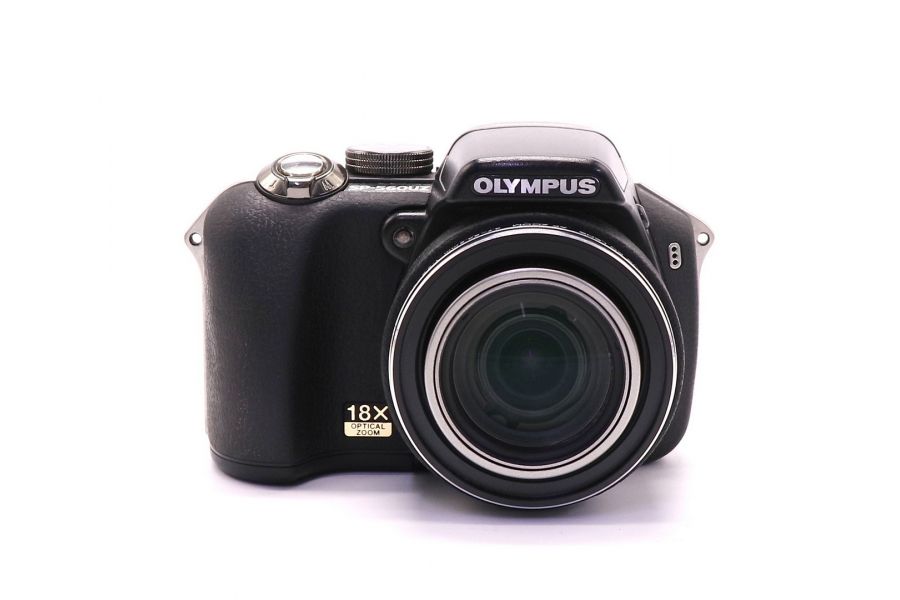 Olympus SP-560UZ в упаковке