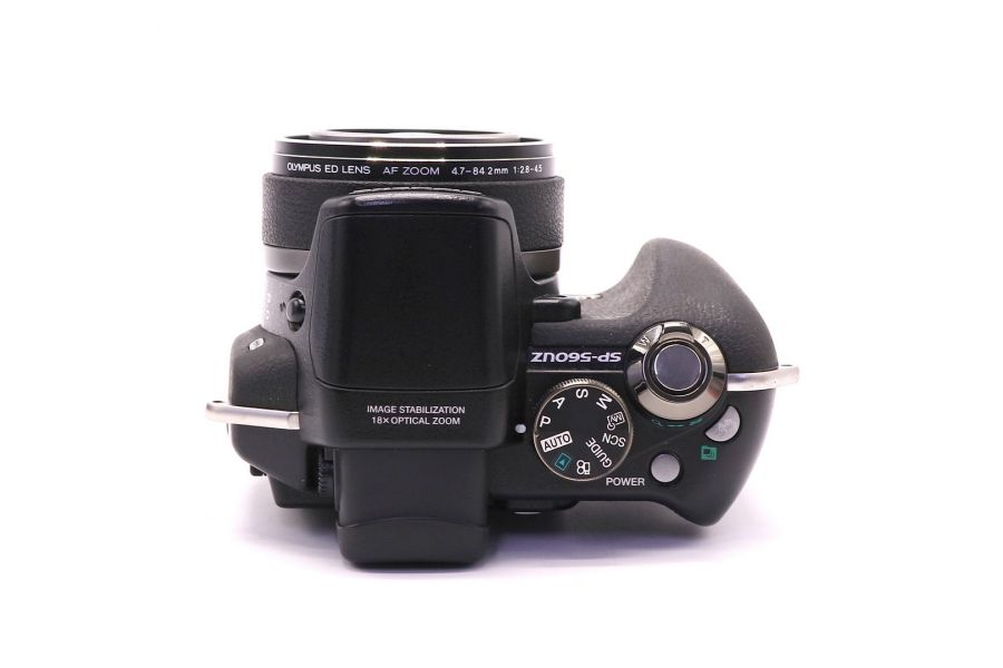 Olympus SP-560UZ в упаковке