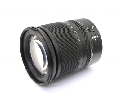Nikon 24-70mm f/4 S Nikon Z 