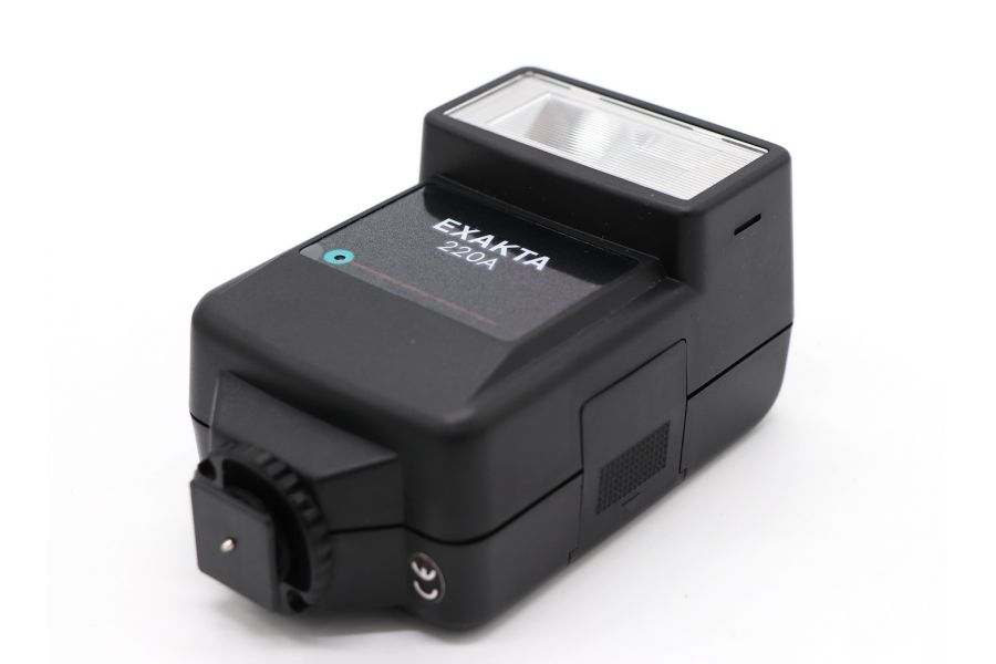 Фотовспышка Exakta 220A