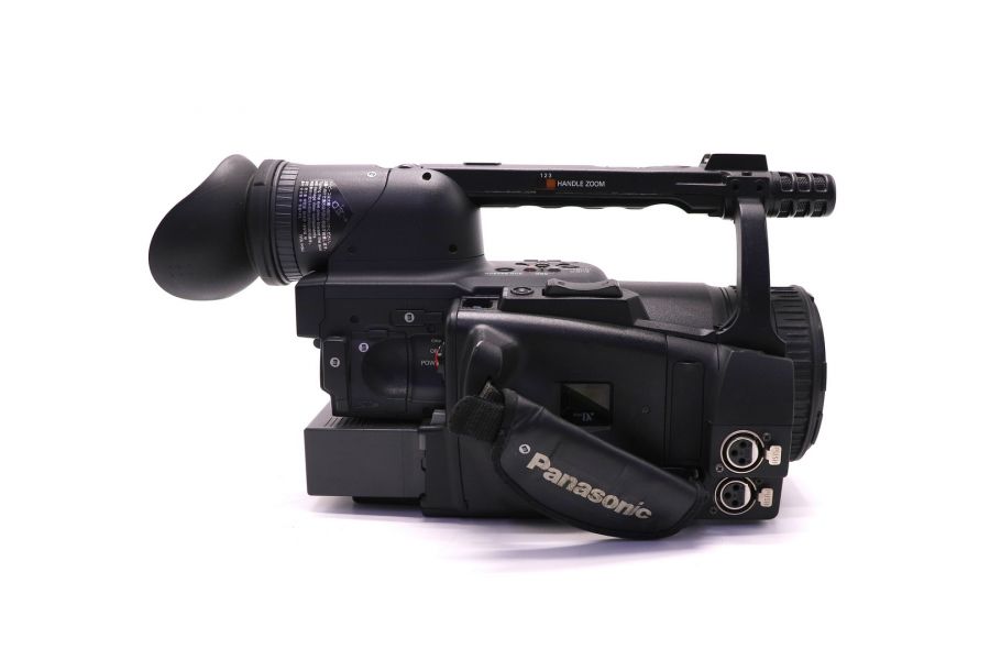 Видеокамера Panasonic AG-HVX200