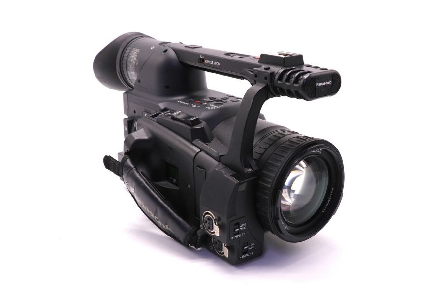 Видеокамера Panasonic AG-HVX200