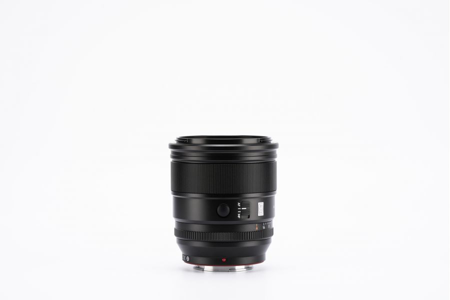 Объектив Viltrox AF 27mm f/1.2 E для Sony E