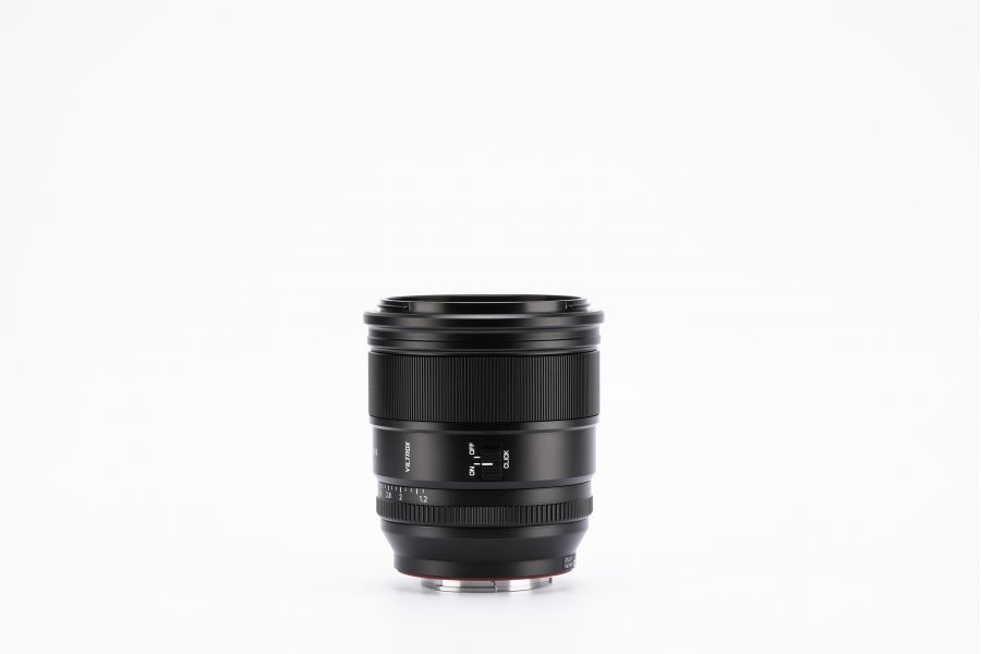 Объектив Viltrox AF 27mm f/1.2 E для Sony E