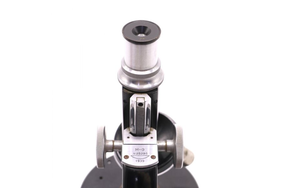 Советский Микроскоп М-9 черный (СССР, 1939) 