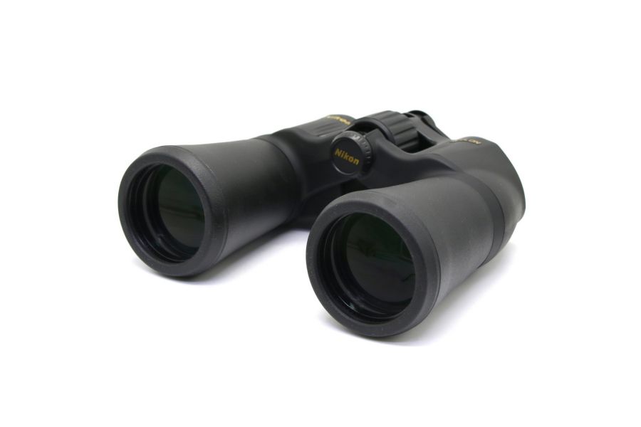 Бинокль Nikon Aculon A211 16x50 4.2° в упаковке