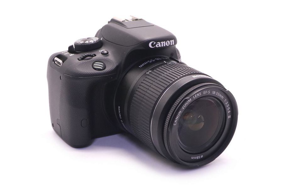 Canon EOS 100D kit в упаковке (пробег 4165 кадров)