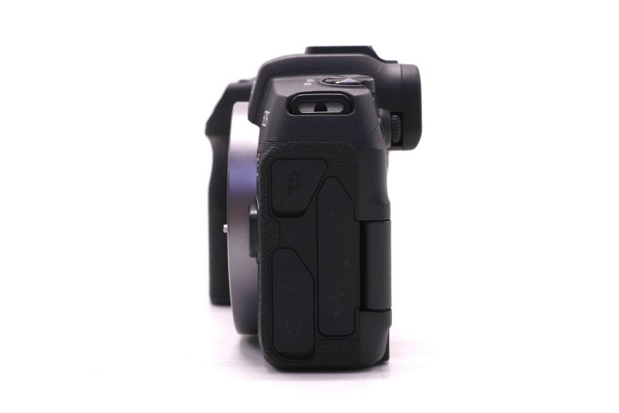 Canon EOS RP body в упаковке (пробег 300 кадров)