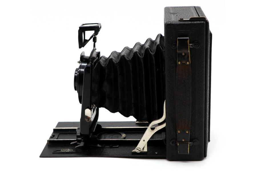 Ernemann + Ernemann Anastigmat 6.8/135mm