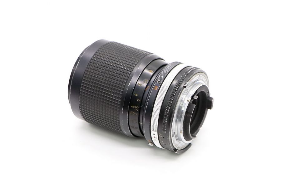 Nikon 35-105mm f/3.5-4.5 Zoom-Nikkor