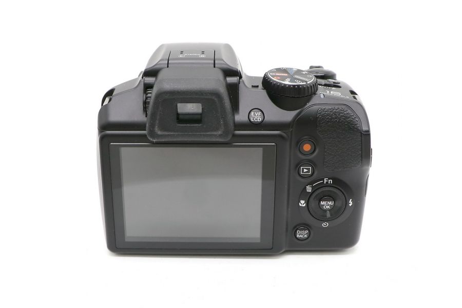 Fujifilm finepix S8200 в упаковке