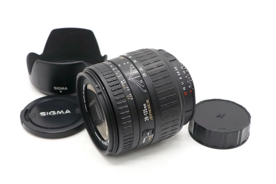 Sigma 28-135mm f/3.8-5.6 Aspherical IF Macro Nikon F