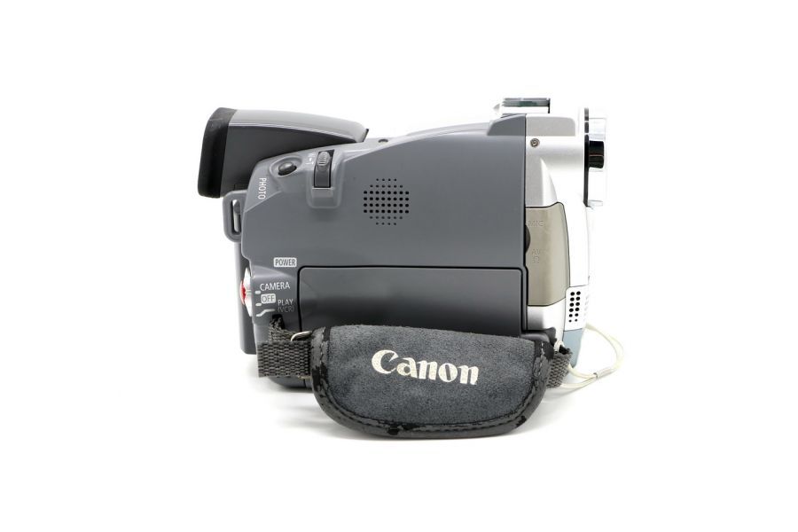 Видеокамера Canon DM-MV590