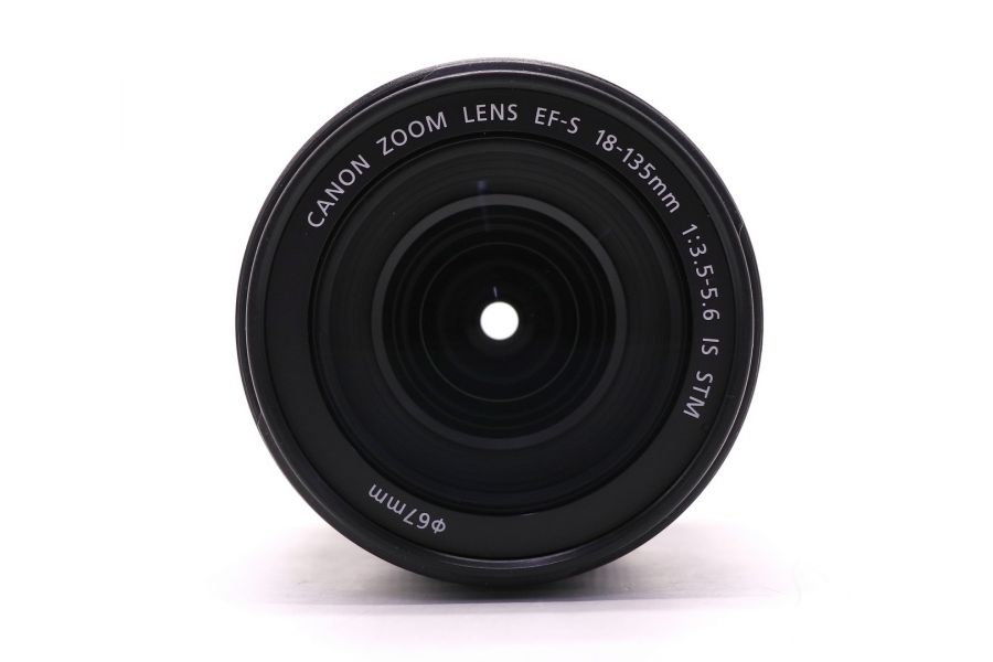 Canon EF-S 18-135mm 3.5-5.6 IS STM в упаковке