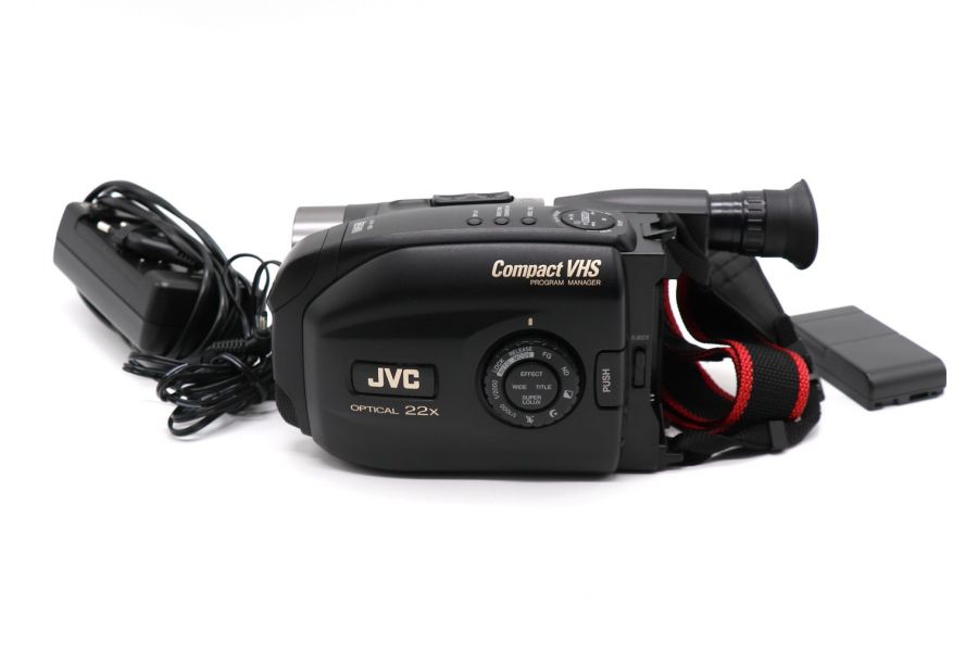 Видеокамера JVC GR-AX11E