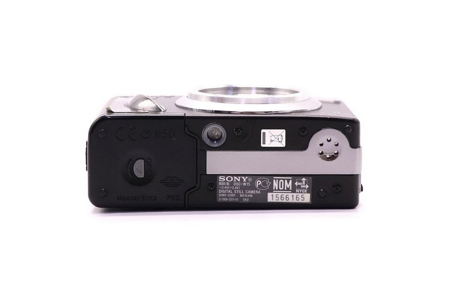 Sony Cyber-Shot DSC-W15 (Japan)