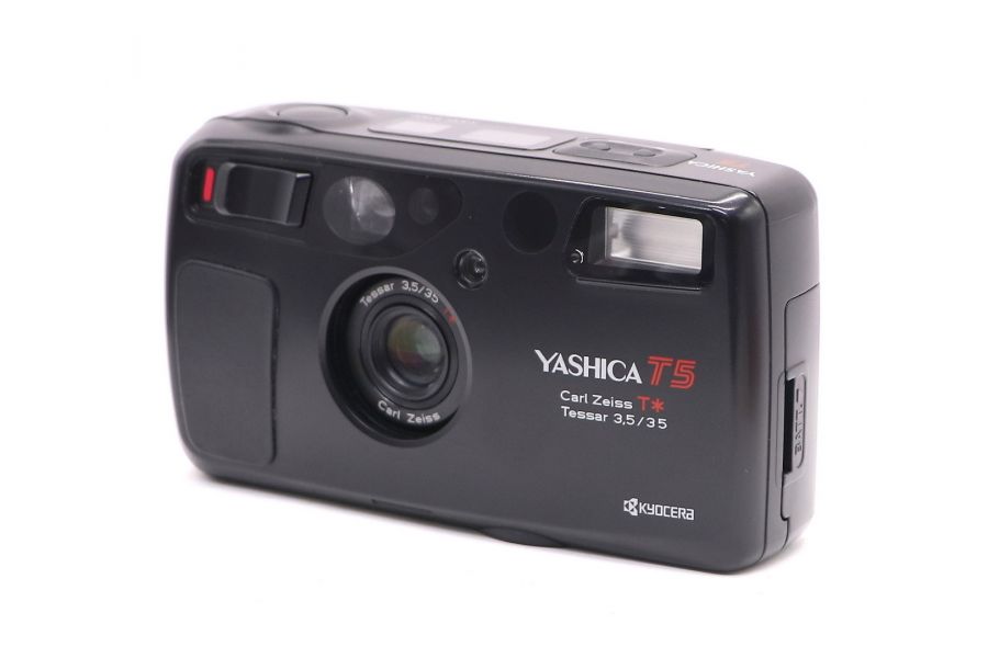 Yashica T5 в упаковке
