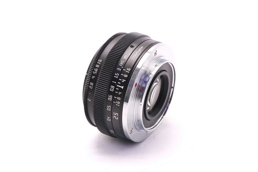 Объектив TTArtisan 25mm f/2 Fujifilm X в упаковке