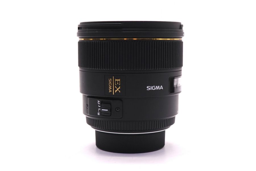 Sigma AF 85mm f/1.4 EX DG HSM Nikon F в упаковке