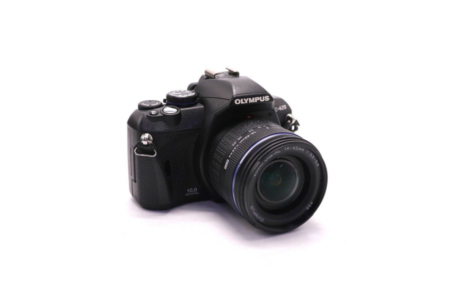 Фотокамера Olympus E-420 kit (пробег 12500 кадров)