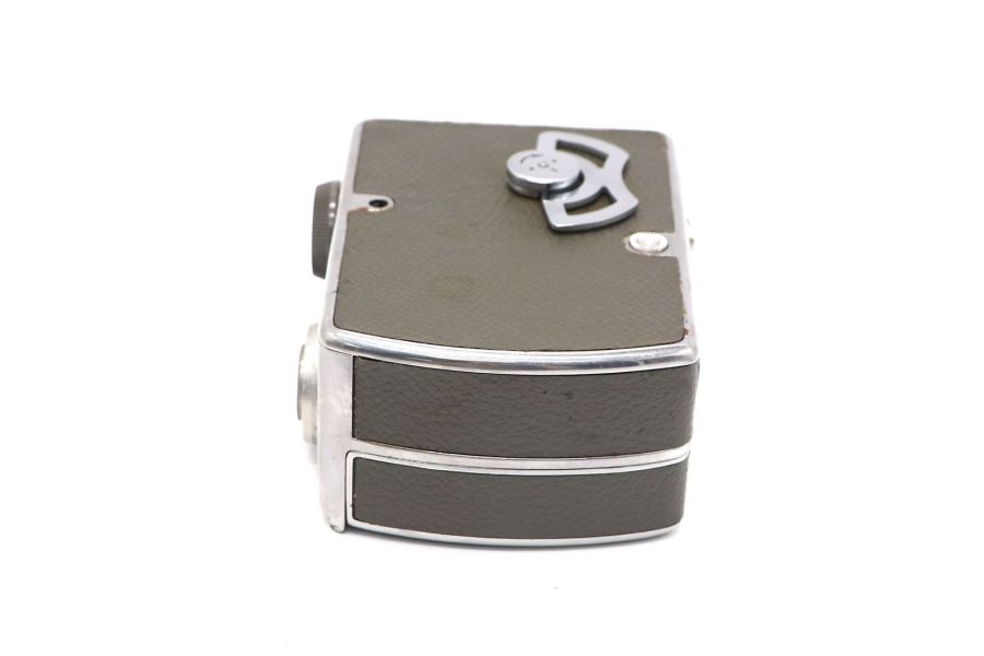 Кинокамера AK8 Pentacon (Germany, 1957)