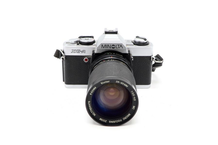 Minolta XG-A kit 28-85mm (Japan, 1982)