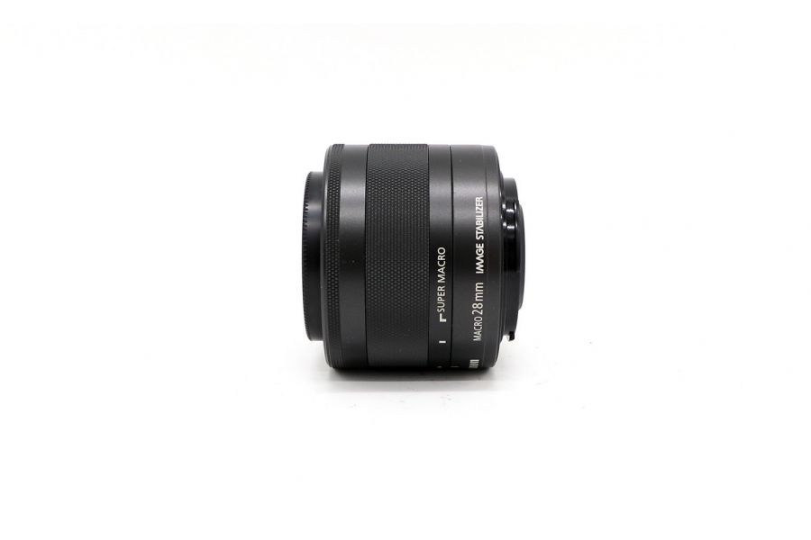 Canon EF-M 28mm f/3.5 Macro IS STM