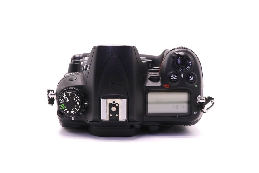 Nikon D7000 body (пробег 115830 кадров)