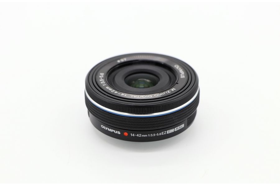 Olympus M.Zuiko Digital 14-42mm f/3.5-5.6 черный