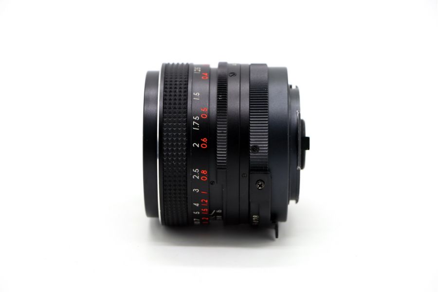 Uniphot 28mm f/2.8 MC для Nikon F