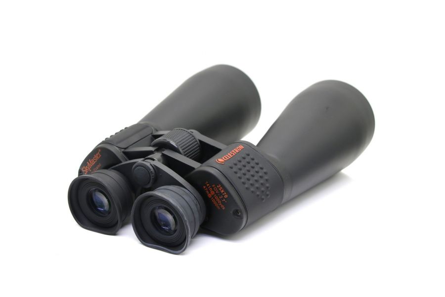 Бинокль Celestron SkyMaster 25x70 в упаковке