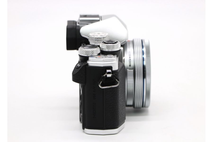 Olympus OM-D E-M10 Mark II kit silver