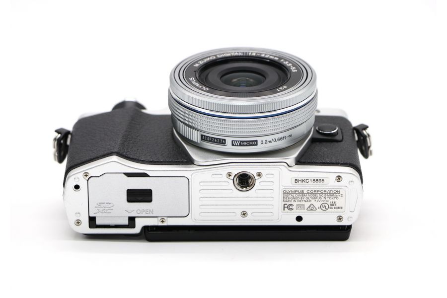 Olympus OM-D E-M10 Mark II kit silver