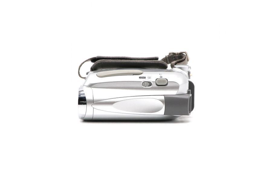 Видеокамера Canon MV901