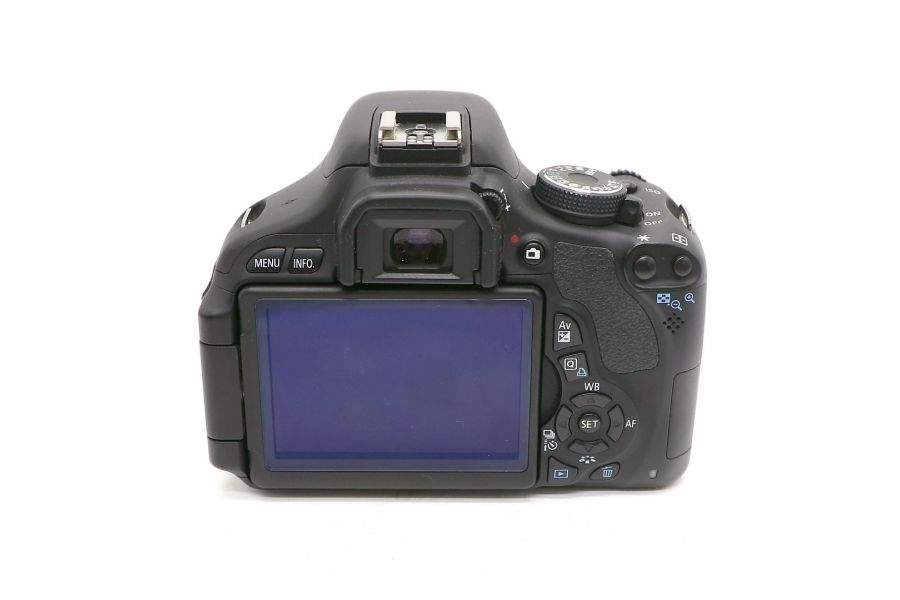 Canon EOS 600D kit в упаковке (пробег 2295 кадров)