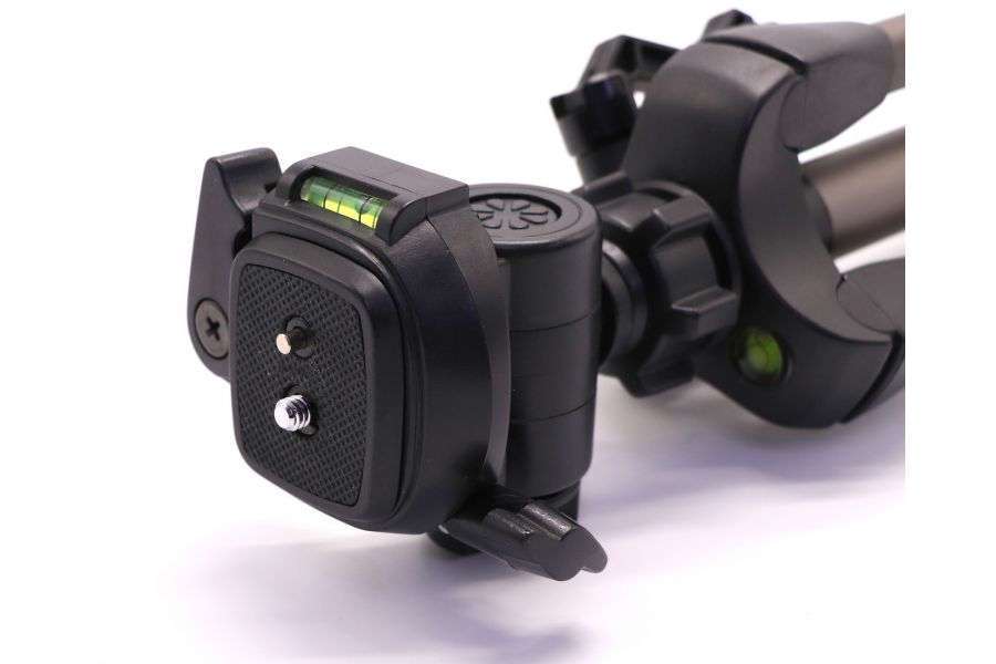 Штатив Unomat SVA-2000 в упаковке