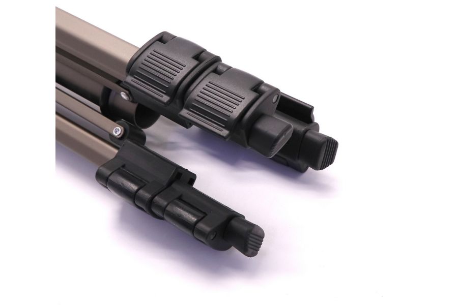 Штатив Unomat SVA-2000 в упаковке