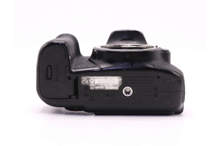 Canon EOS 60D body (пробег 89900 кадров)