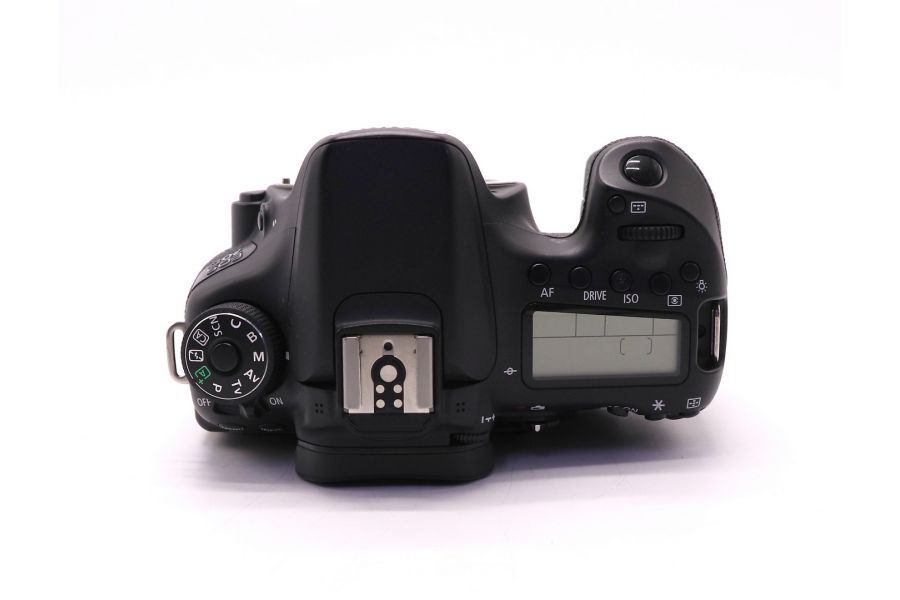 Canon EOS 70D body (пробег 15500 кадров)