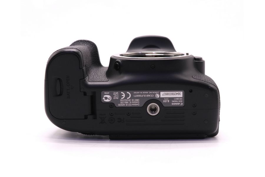 Canon EOS 70D body (пробег 15500 кадров)