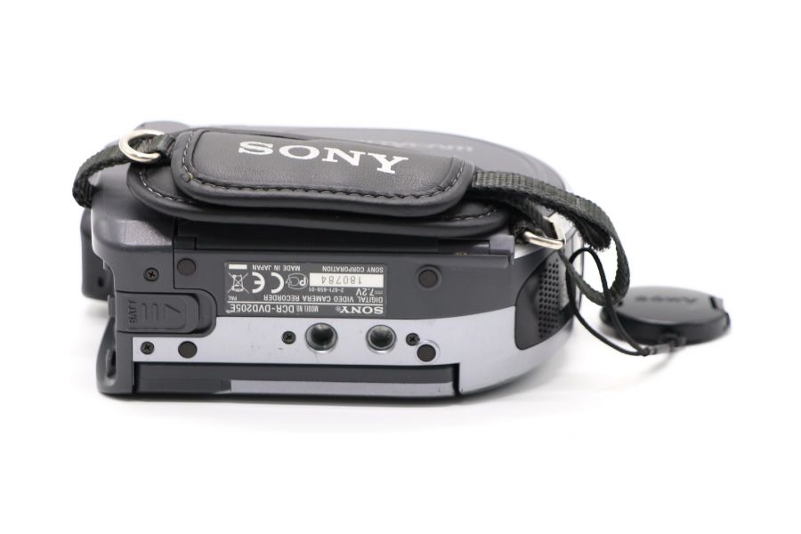 Цифровая видеокамера Sony DCR-DVD205E (Japan)