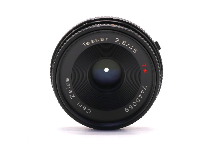 Carl Zeiss Tessar T* 45mm f/2.8 в упаковке