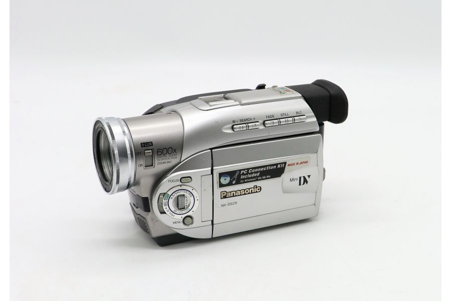 Видеокамера Panasonic NV-DS28EN