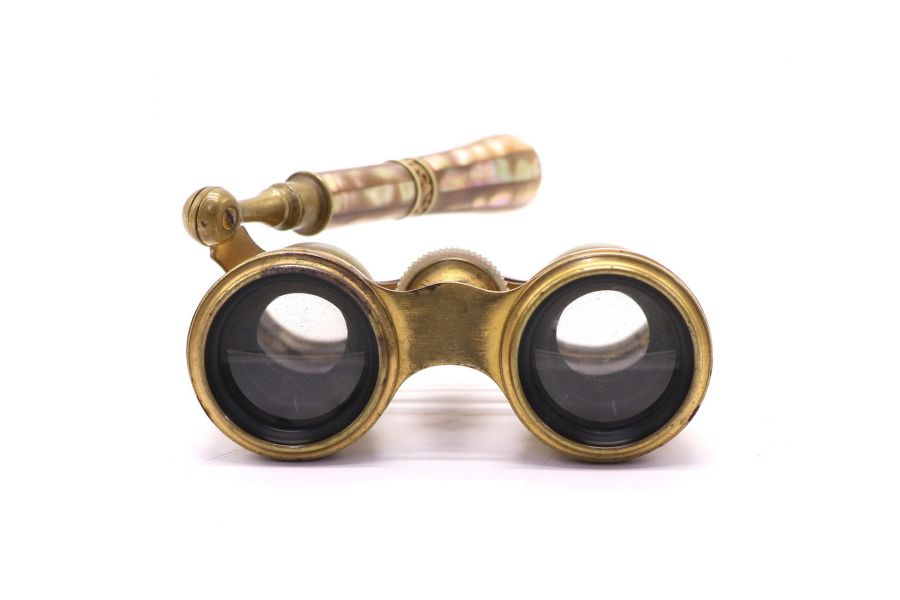 Бинокль театральный перламутровый 