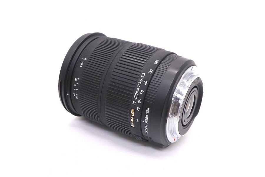 Sigma AF 18-200mm f/3.5-6.3 DC OS Canon EF-S