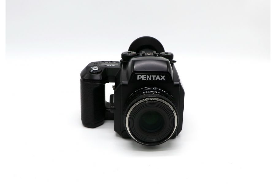 Pentax 645N + Pentax-FA SMC 645 2.8/75mm